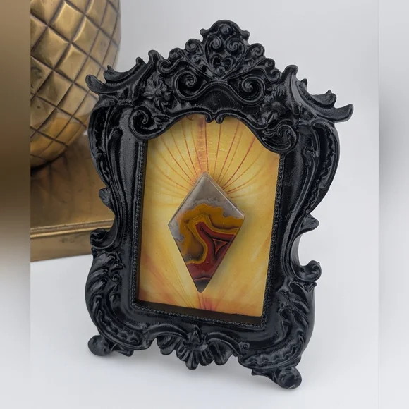 Natural Asymmetrical Kentucky Agate Cabochon- Desk Wall Miniature Small Framed A - Picture 2 of 3